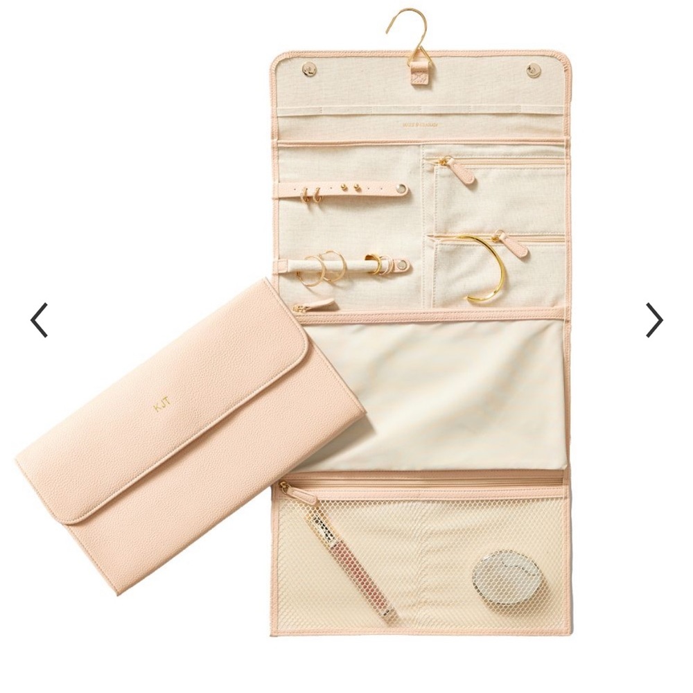 NWT mark & graham hanging travel jewelry case